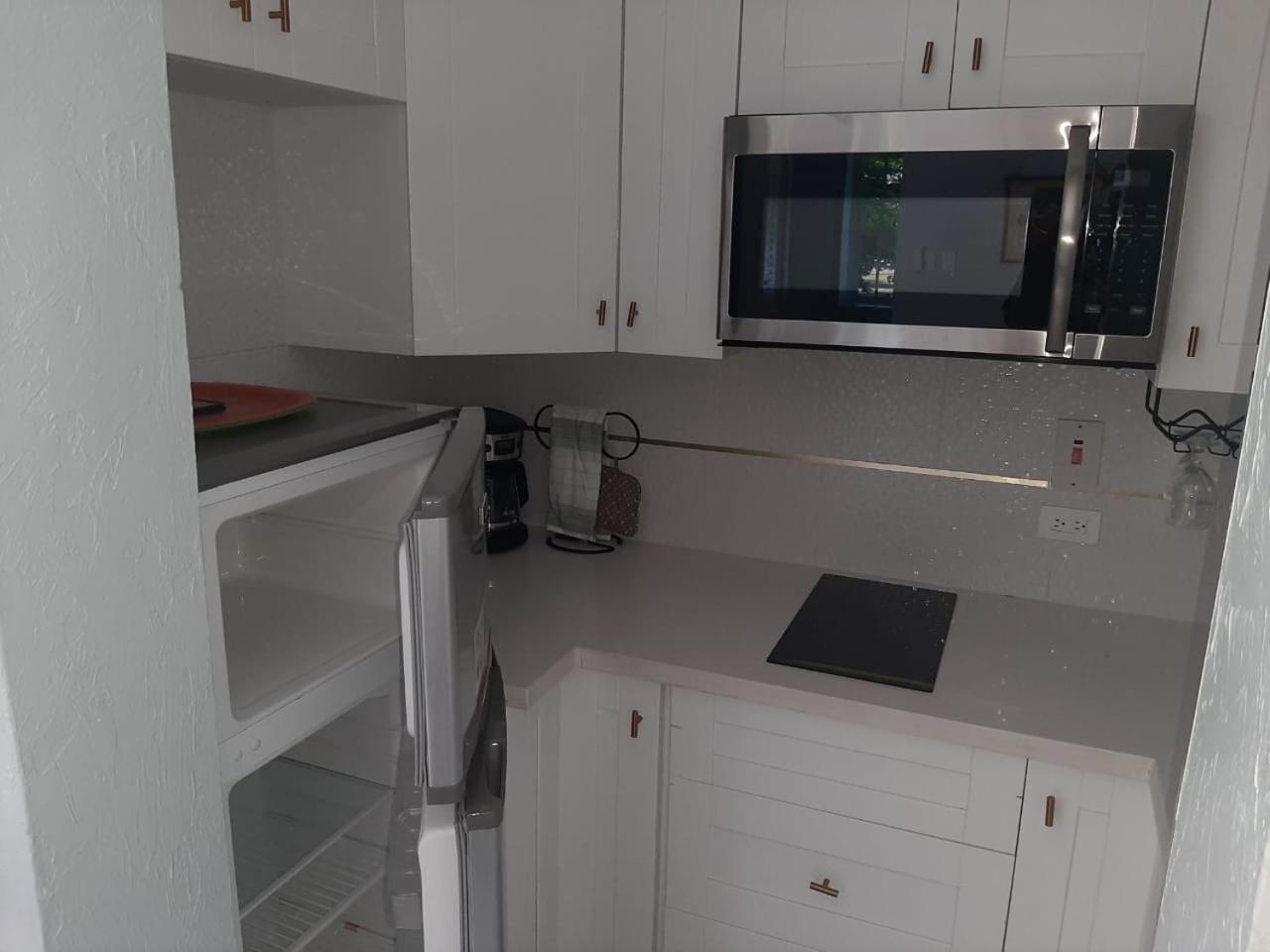 Marchabell By The Sea E22 Apartment โอโชรีโอส ภายนอก รูปภาพ
